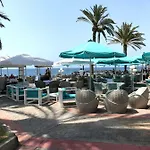 Torres De Yomely Playa Americas 公寓 *