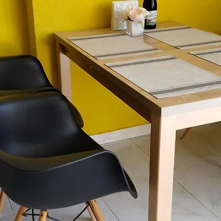 Apartamento Torres De Yomely Playa Americas