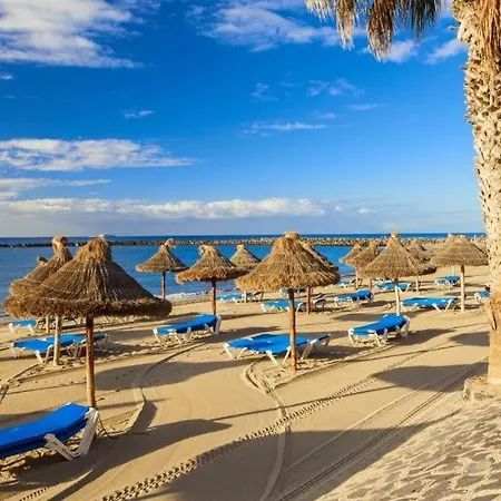 Torres De Yomely Playa Americas 公寓 *
