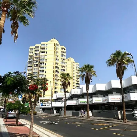 Torres De Yomely Playa Americas * 플라야데라스아메리카스