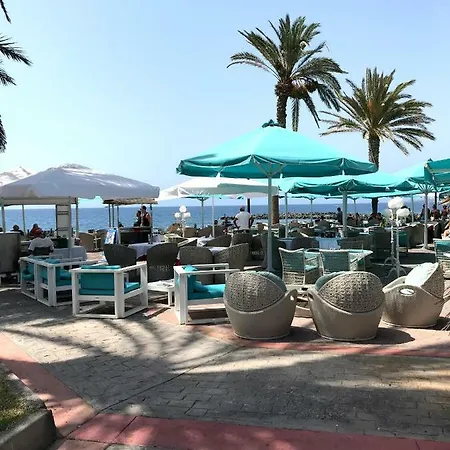 Torres De Yomely Playa Americas Apartamento *