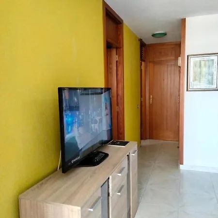 Torres De Yomely Playa Americas Apartment *